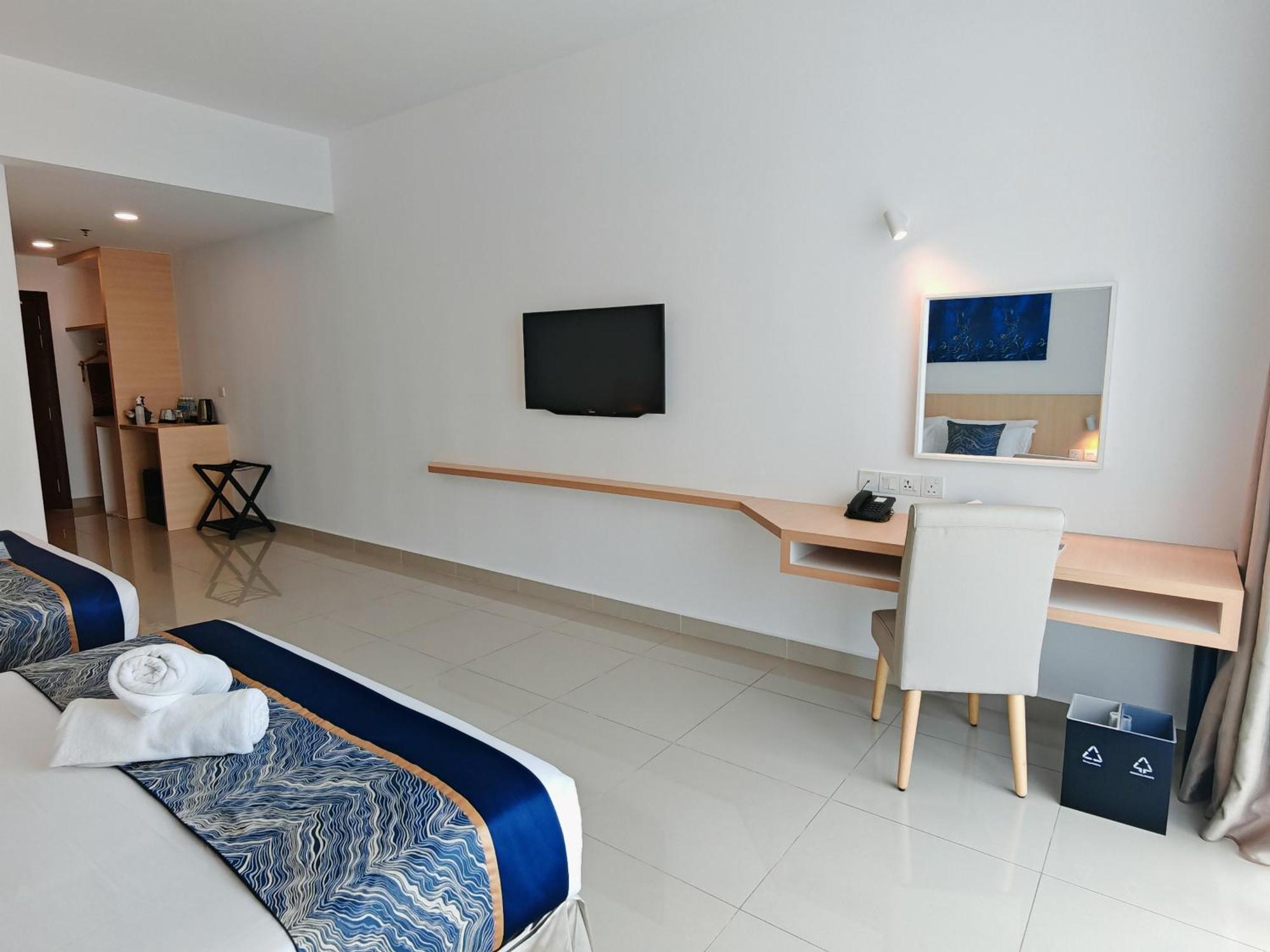 Double Deluxe Room